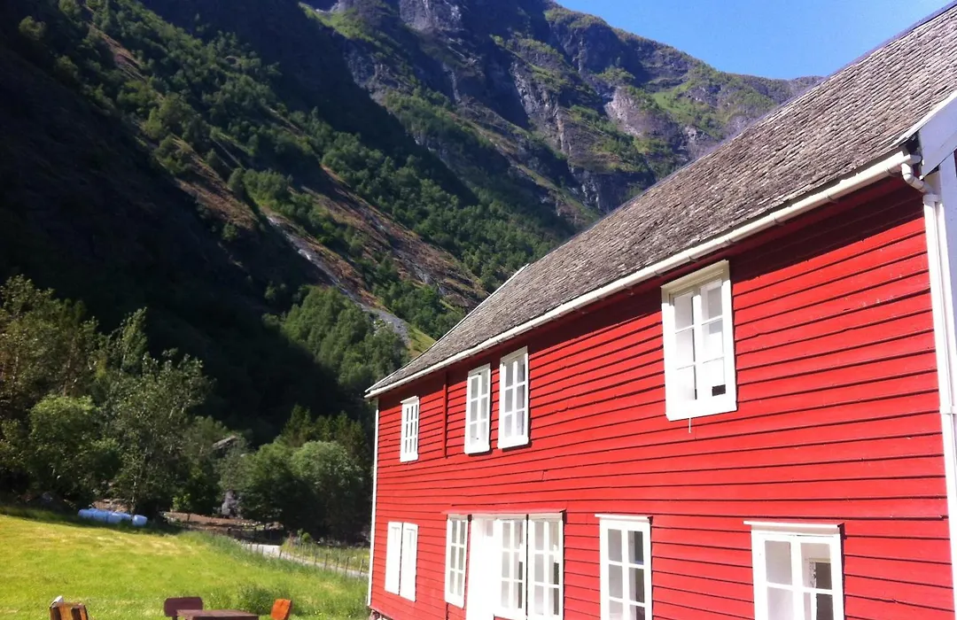 Brekke Gard Hostel-1
