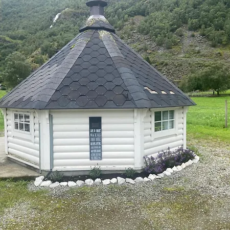 Brekke Gard Hostel-3