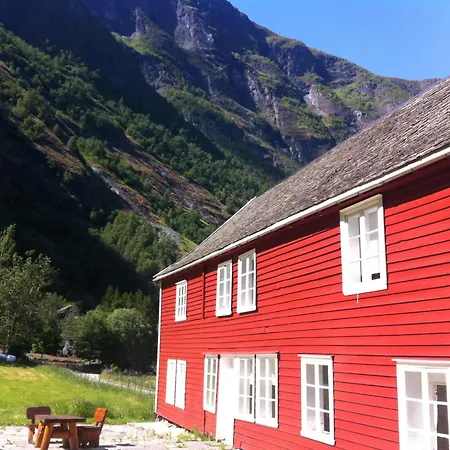Brekke Gard Hostel-2